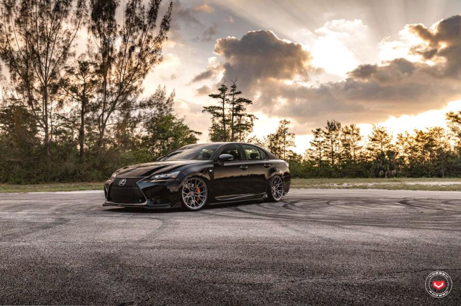  Lexus GS F on Vossen Wheels (M-X3) 2019 года  (фото 22 из 25)